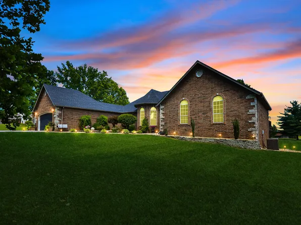 4402 N Willow Road, Ozark, MO 65721