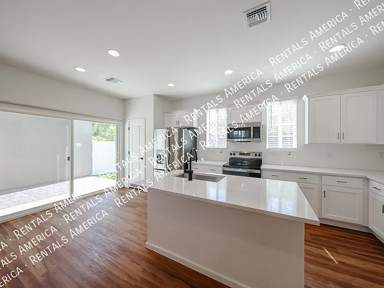 16875 N 12th St #33 — Photo 16