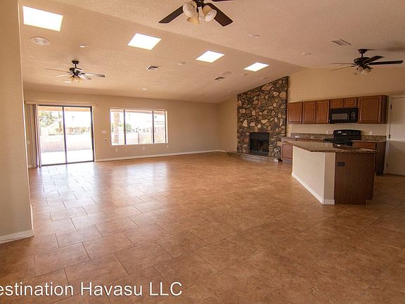 3rd image of 2275 Casper Ln