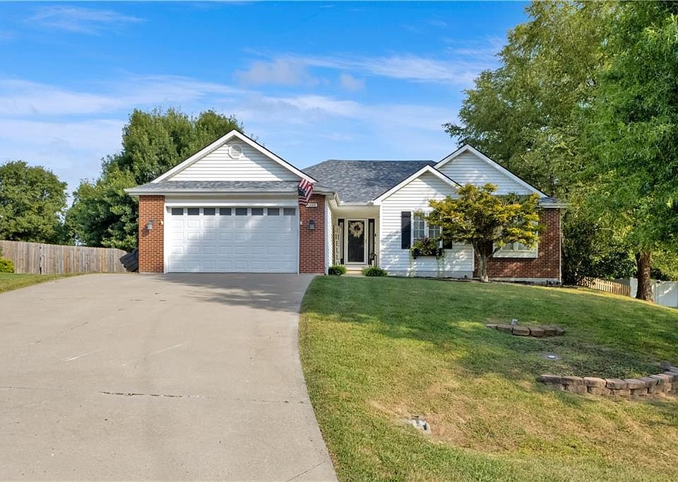 1st image of 5208 Stoneridge Dr