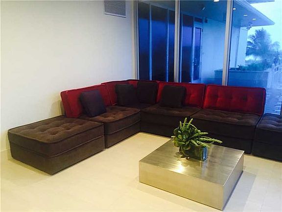 4th image of 5701 Collins Ave APT 1521