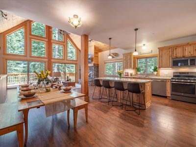 11673 Skislope Way, Truckee, CA, 96161