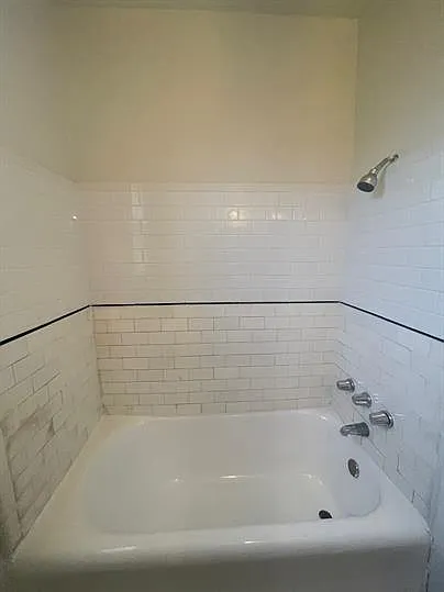 2024 Hubbard St — Photo 15