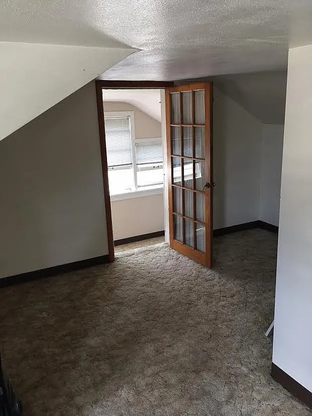 Studio, 800 sqft, $795 — Photo 3