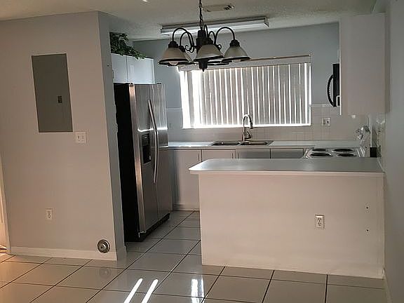 4th image of 1148 NW 126th Ave