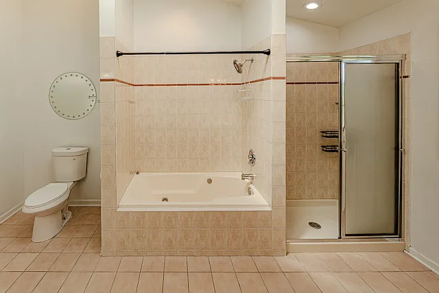 3 bed, 3300 sqft, $3,750 — Photo 4