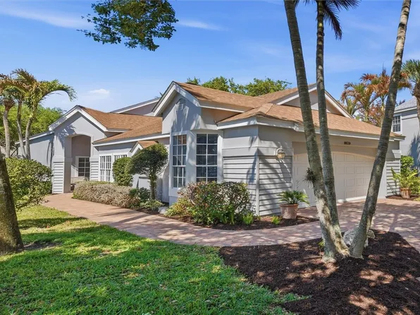 8839 Lakeside Cir, Vero Beach, FL 32963
