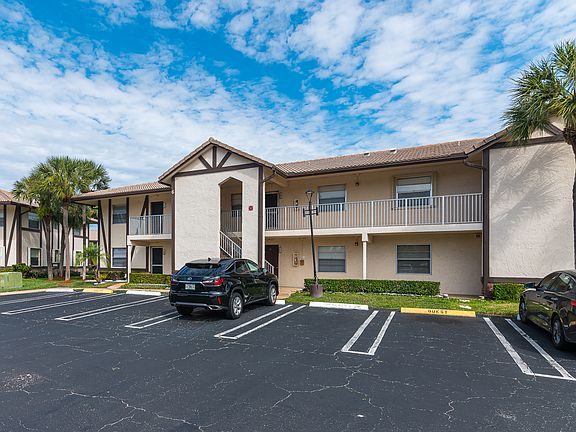 5th image of 2337 NW 89th Dr APT 608