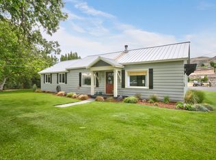 8590 S Naches Rd, Naches, WA 98937