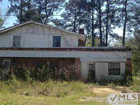 3rd image of 126 Anderson Ave