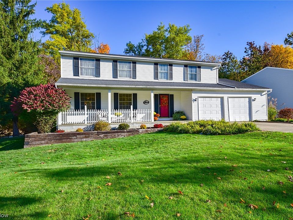1st image of 977 Concord Dr