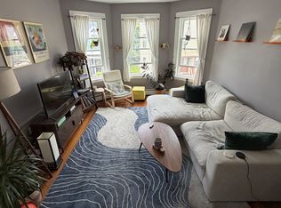 11 Spalding St FLOOR 2, Jamaica Plain, MA 02130