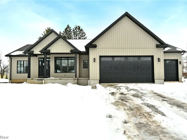 248 Robbies Run, Cortland, OH 44410