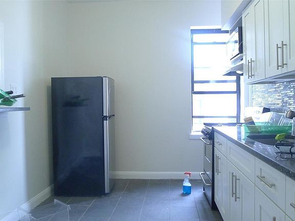 4th image of 4535 42nd St APT 3A