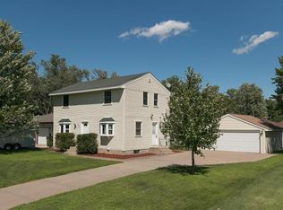 10551 President Dr NE, Blaine, MN 55434