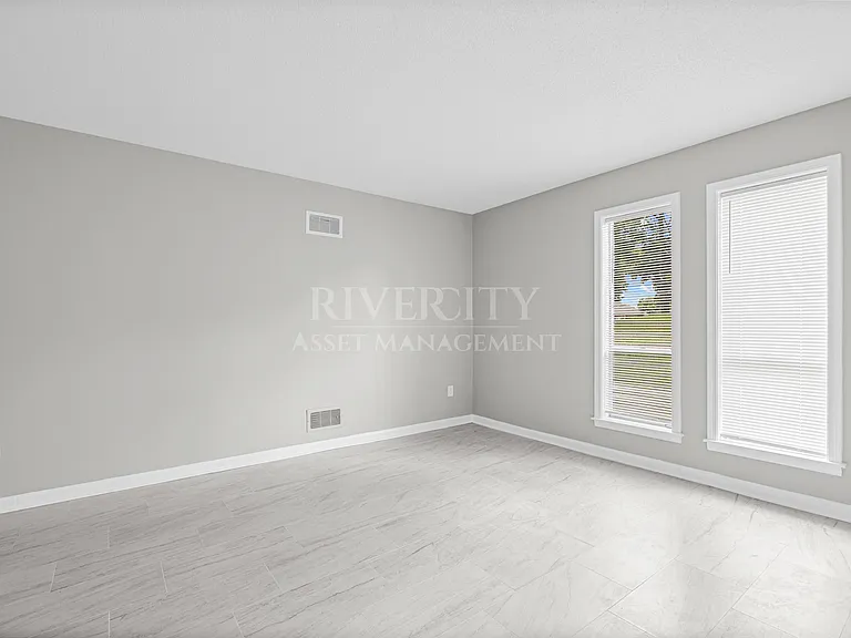 1785 Santa Clara Ave — Photo 6