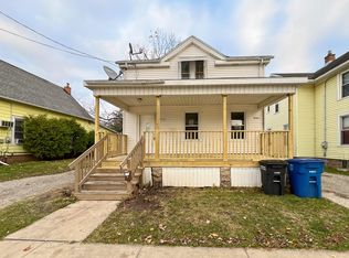 1328 N Main St, Oshkosh, WI 54901