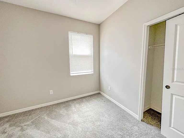 9409 Baraboo Way — Photo 20