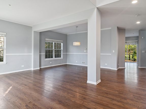 2nd image of 8063 Orchard Cmns E