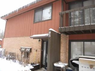 93 Woodhills Bay Rd, Fox Lake, IL 60020