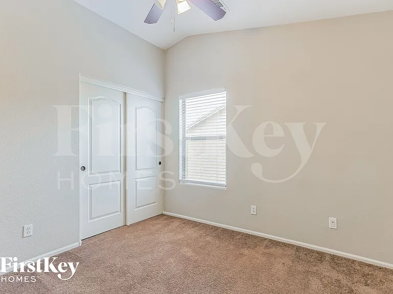 34841 N Karan Swiss Cir — Photo 11
