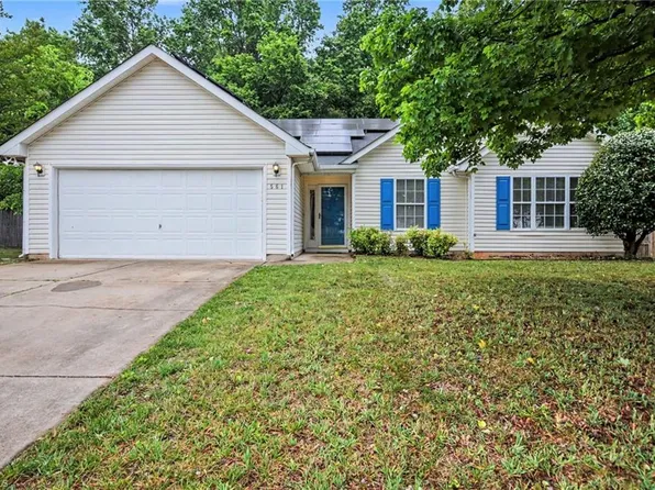 561 Whistling Swan Dr, Greensboro, NC 27455