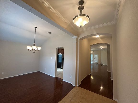 4th image of 9201 Conestoga Dr