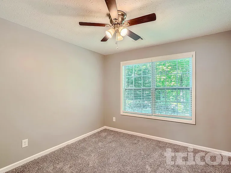 65 Cranbrook Ct — Photo 6
