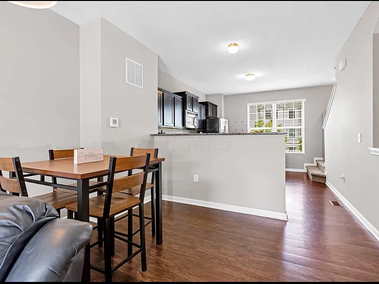 5925 Winberry Creek Dr — Photo 6