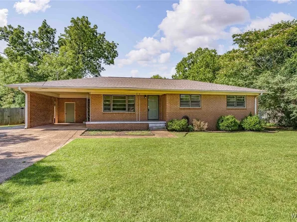 47 Booth Est, Northport, AL 35473