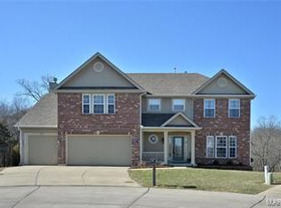 2703 Breakwater Dr, Imperial, MO 63052
