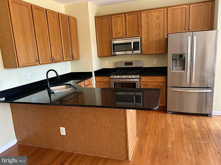 6391 Hawk View Ln — Photo 2