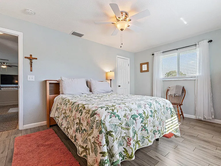 372 Franklin Rd — Photo 15