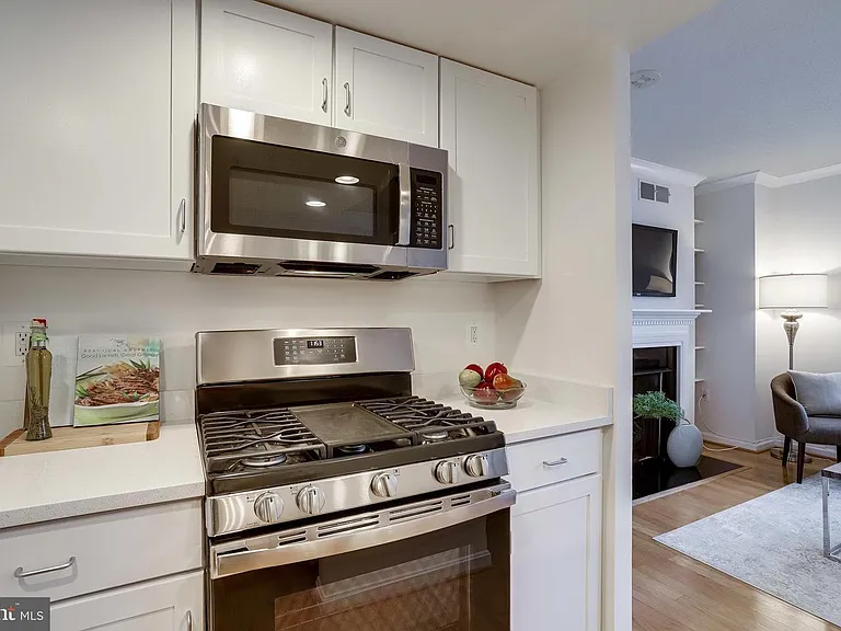 2220 Fairfax Dr #803 — Photo 51