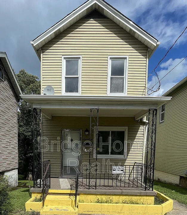517 Hudson Ave