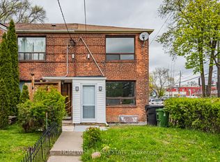 2 Khedive Ave, Toronto, ON M6A 2G2