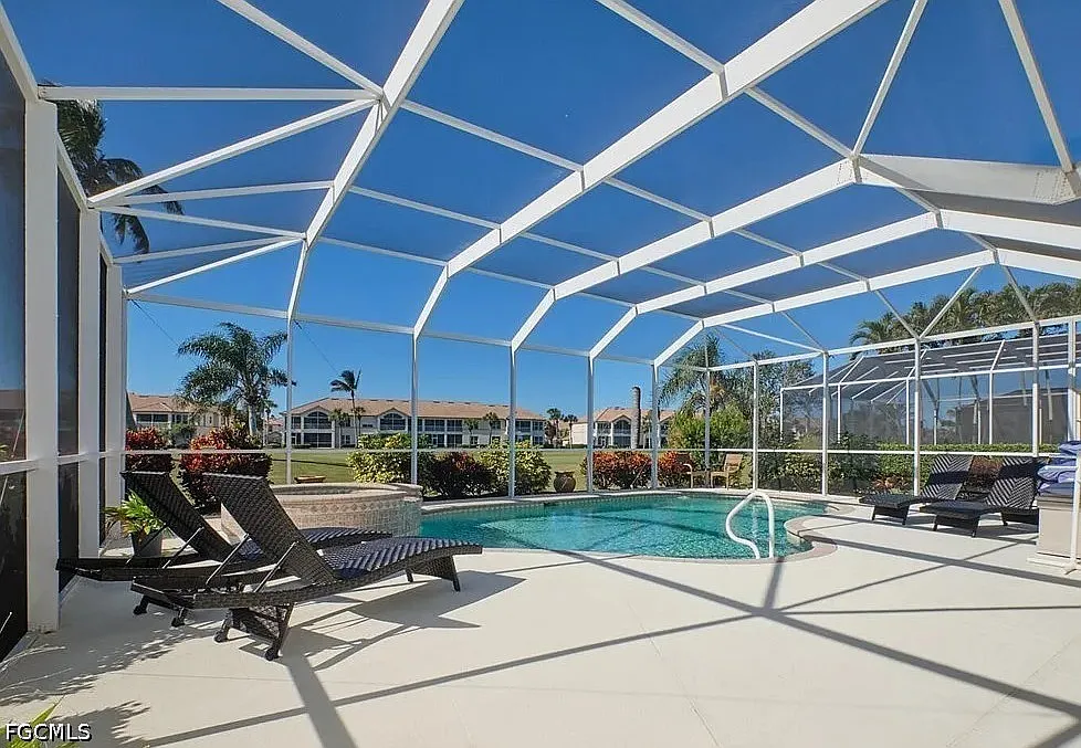 2 bed, 2.0 bath, 1751 sqft, $8,700 — Photo 4