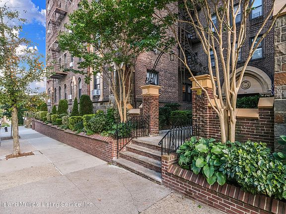 4th image of 215 Hart Blvd APT 4J