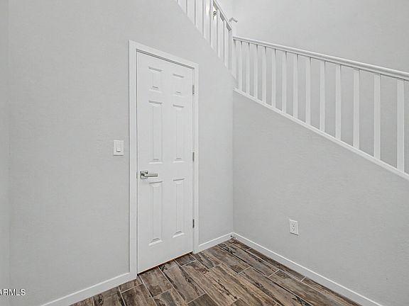 3rd image of 250 W QUEEN CREEK Road #215