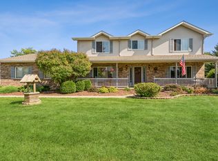 18N283 Carriage Way Ln, Huntley, IL 60142
