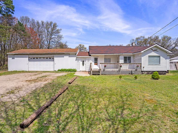 5128 Heights Ravenna Rd, Fruitport, MI 49415