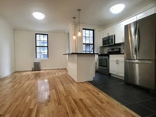 Rented by Bohemia Realty Group | media 17