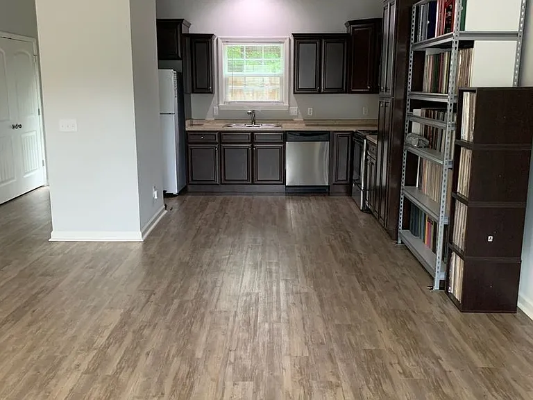 400 Tibet Ave #13 — Photo 3