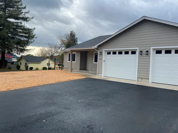303 Pine St, Sutherlin, OR 97479