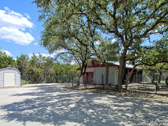 3rd image of 1844 Island View Dr