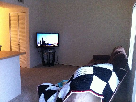 2nd image of 550 Abby Ln APT 7