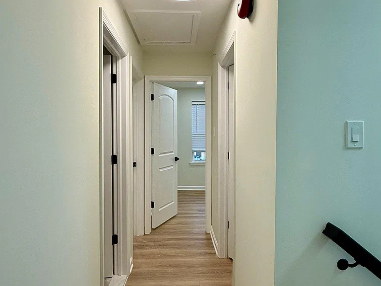 153 Mercer Ct — Photo 18