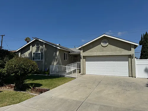 1227 Charlemont Ave Photo 1