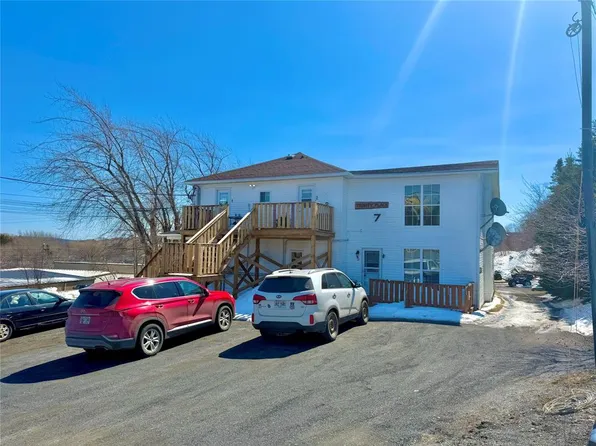 7 Vardys Avenue, Clarenville, NL A5A2A4