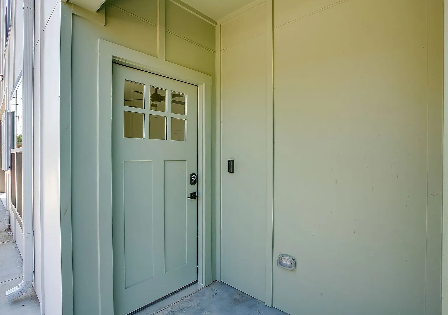 2801 Forest Park Blvd — Photo 3